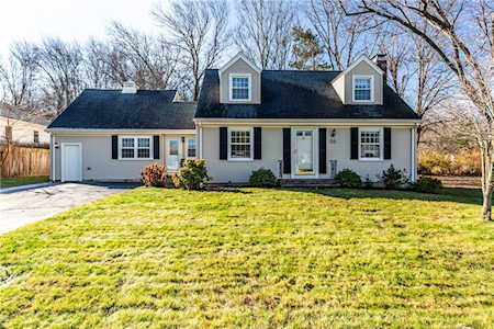 56 Sweet Fern Dr Cranston, RI 02921