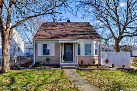 4014 Phillips Ave Berkley, MI 48072