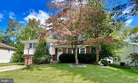 509 Douglas Dr Cherry Hill, NJ 08034