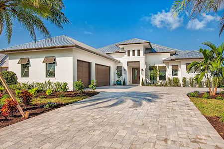 975 W Polo Grounds Dr Vero Beach, FL 32966