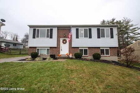 7404 Sideoats Dr Crestwood, KY 40014