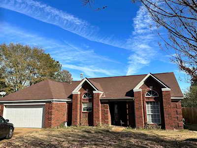 4800 Sturbridge Ln Memphis, TN 38141