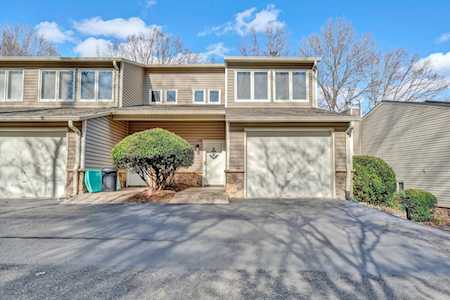 110 Windlass Pointe Moneta, VA 24121