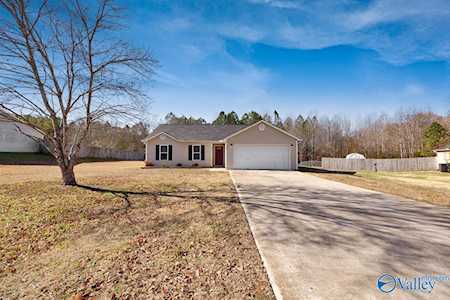 130 Meadow Green Drive New Market, AL 35761