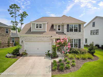 813 Bedminister Ln Wilmington, NC 28405