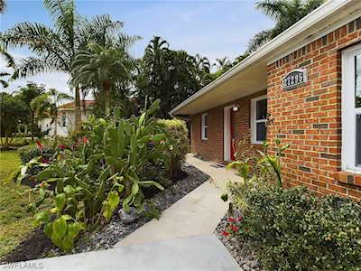 27295 Tennessee St Bonita Springs, FL 34135
