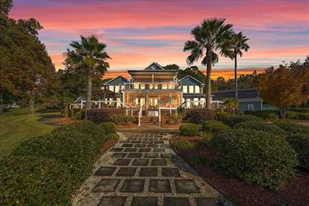1076 Davis Drive Summerton, SC 29148