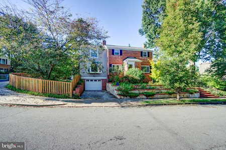 6111 27th St N Arlington, VA 22207