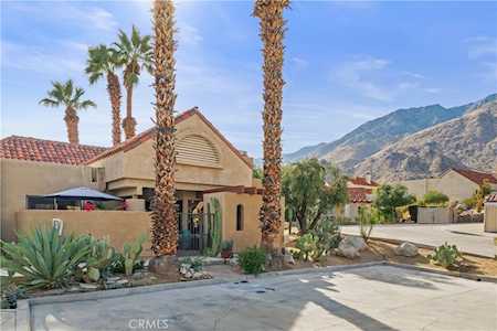 238 S Canyon Circle Palm Springs, CA 92264