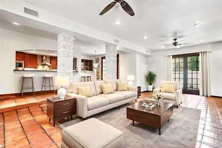 13 Swiftwater TRL Austin, TX 78738
