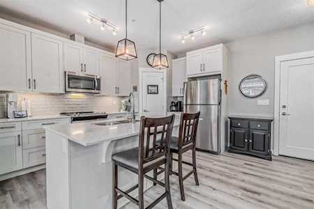 10 Walgrove Walk SE #205 Calgary, AB T2X 4E3