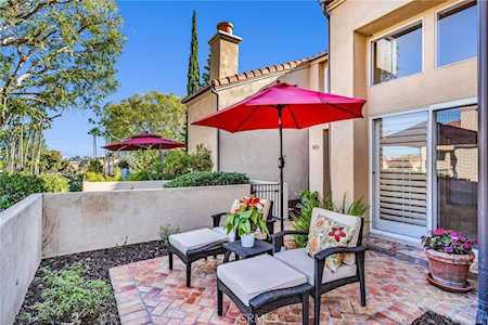 93 Corsica Dr Newport Beach, CA 92660
