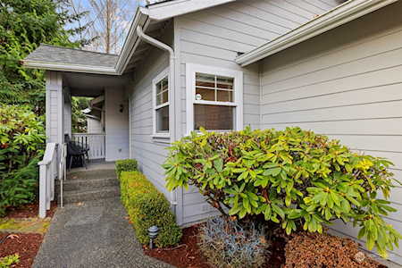16710 Graystone Dr Lynnwood, WA 98037