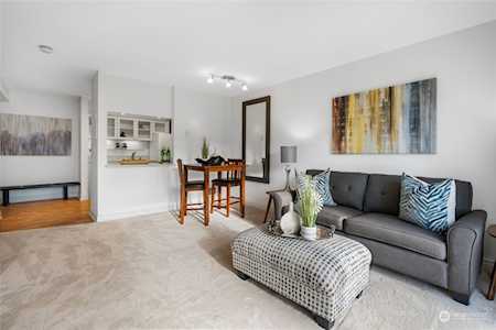 800 N Allen Place #102 Seattle, WA 98103