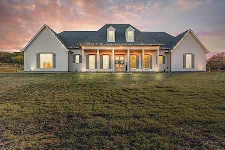 1070 County Road 2026 Glen Rose, TX 76043