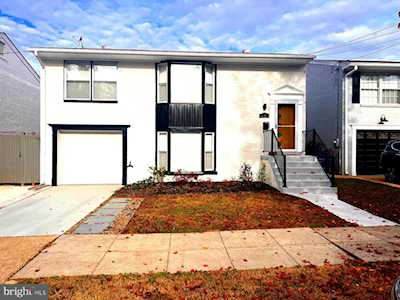 2429 Skyland Place SE Washington, DC 20020