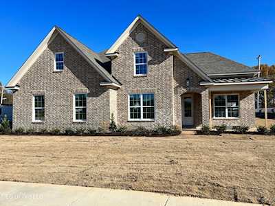 6746 Sunrise Loop East Olive Branch, MS 38654