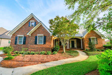 217 Yacht Club Dr Niceville, FL 32578