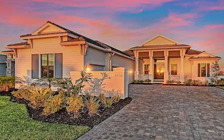 1718 4th St E Palmetto, FL 34221