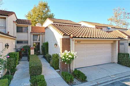 607 Colonial Circle Fullerton, CA 92835