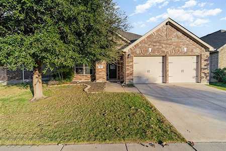 901 Green Coral Drive Little Elm, TX 75068