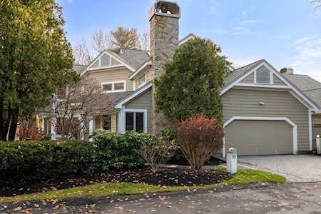 19 Glen Oak Dr #19 Wayland, MA 01778