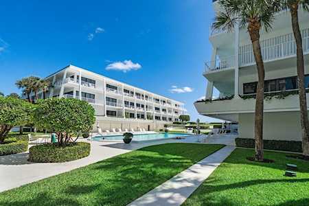 2275 S Ocean Boulevard #304n Palm Beach, FL 33480