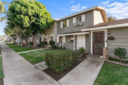 9908 Continental Drive Huntington Beach, CA 92646