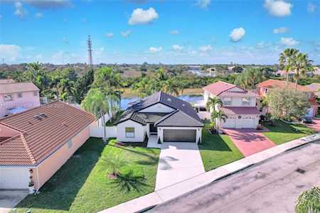 280 NW 166th Ave Pembroke Pines, FL 33028