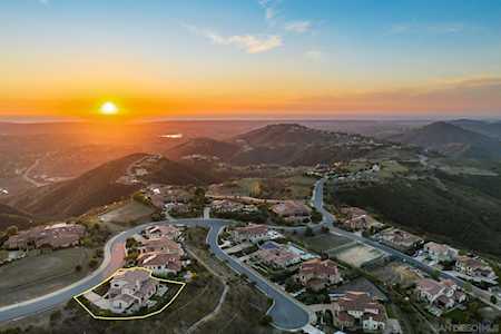8668 Via Rancho Cielo Rancho Santa Fe, CA 92067