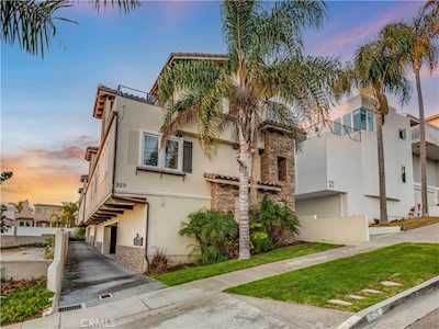 929 1st St #A Hermosa Beach, CA 90254