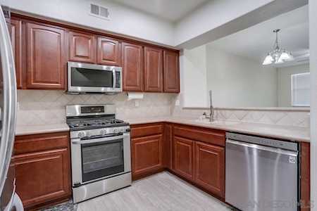 1321 Caminito Montarosa #37 Chula Vista, CA 91915