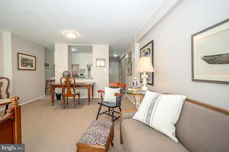 1919 Chestnut St #913 Philadelphia, PA 19103