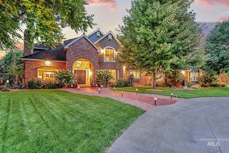 6970 N Spurwing Way Meridian, ID 83646-5177