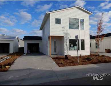 11480 N Greenleaf Ln Boise, ID 83713
