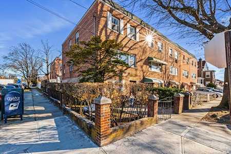 4094 Edson Ave Wakefield, NY 10466