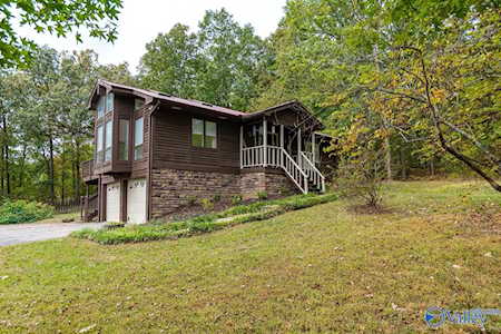 38 Mesa Verde Road Decatur, AL 35603