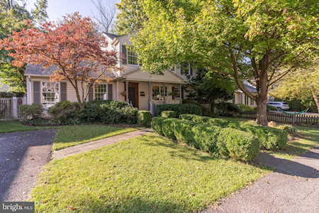 4540 Fairfield Dr Bethesda, MD 20814