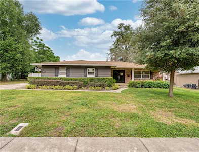1241 Oranole Rd Maitland, FL 32751