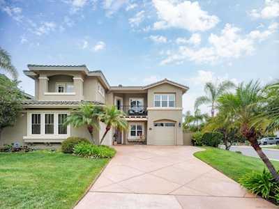 1041 Goldeneye View Carlsbad, CA 92011