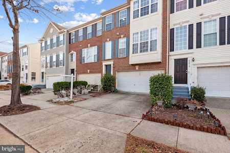 42823 Shaler St Chantilly, VA 20152