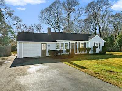 24 Western Ave Barrington, RI 02806