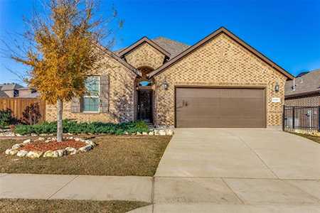 9101 Bronze Meadow Drive Fort Worth, TX 76131