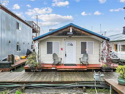 34326 Johnson Landing RD #B4 Scappoose, OR 97056