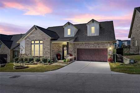 124 Summer Square DR Austin, TX 78737