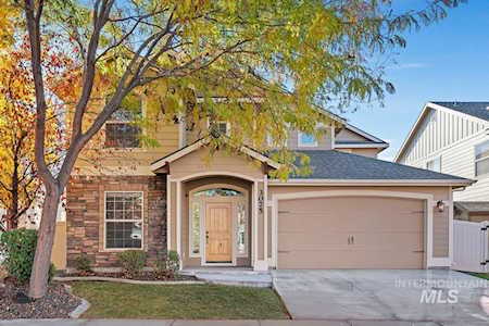 3075 E Deerhill Dr Meridian, ID 83642