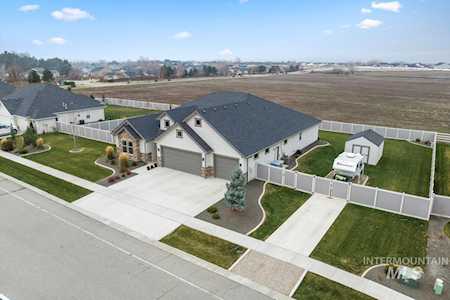 2061 Nordic Avenue Middleton, ID 83644