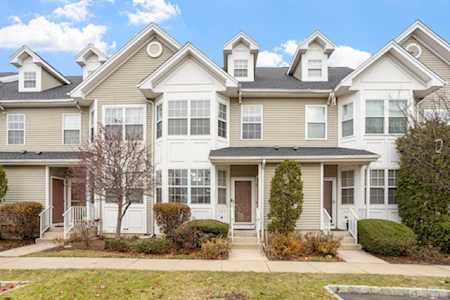 1107 Blossom Circle South Brunswick, NJ 08810