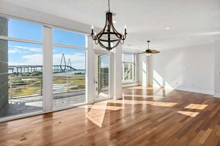 252 Cooper River Drive Mount Pleasant, SC 29464