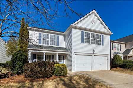 330 Cadeleigh Court Alpharetta, GA 30005